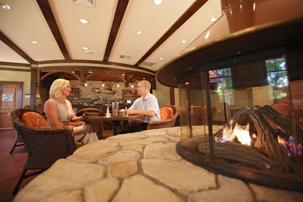 Stonewall Resort Roanoke Restoran gambar